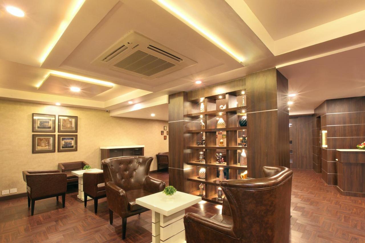 Hotel Kings Empire Kochi ภายนอก รูปภาพ